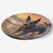 Sandy Paws Australische vee hond op strand zonsond Papieren Bordje (Gekanteld)