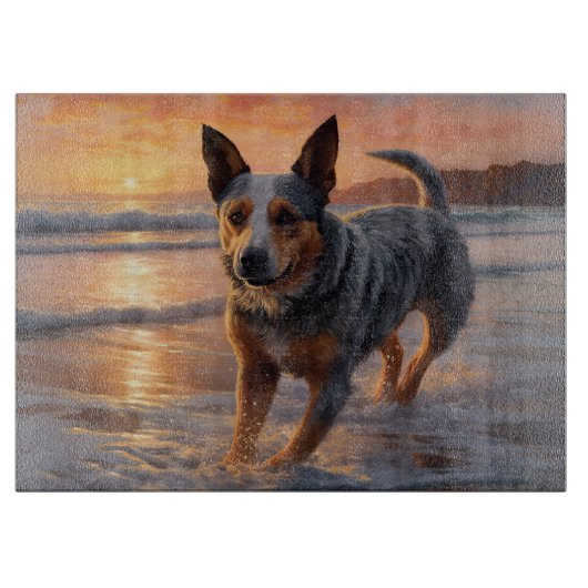 Sandy Paws Australische vee hond op strand zonsond Snijplank (Voorkant)