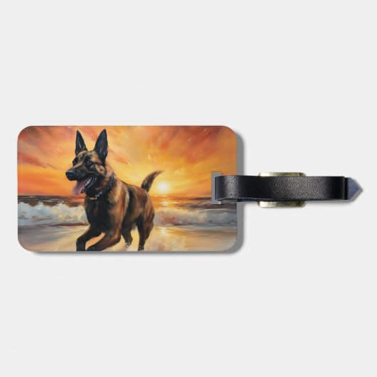 Sandy Paws Belgische Malinois Hond op Strand Zonso Bagagelabel (Achterkant horizontaal)