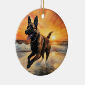 Sandy Paws Belgische Malinois Hond op Strand Zonso Keramisch Ornament (Rechts)