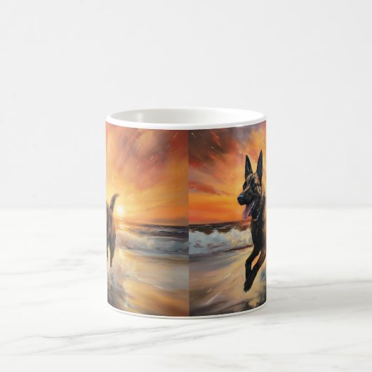 Sandy Paws Belgische Malinois Hond op Strand Zonso Koffiemok (Center)