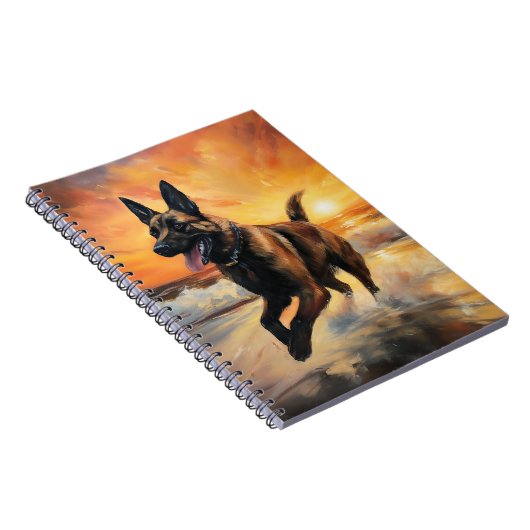 Sandy Paws Belgische Malinois Hond op Strand Zonso Notitieboek (Rechterzijde)