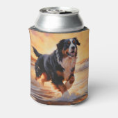 Sandy Paws Berner Berghond op Strand Zonsondergang Blikjeskoeler (Blikje Achterkant)