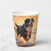 Sandy Paws Berner Berghond op Strand Zonsondergang Papieren Bekers (Achterkant)