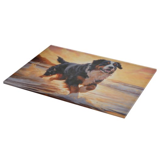 Sandy Paws Berner Berghond op Strand Zonsondergang Snijplank (Hoek)