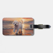 Sandy Paws Bichon Frise Hond op Strand Zonsonderga Bagagelabel (Achterkant horizontaal)