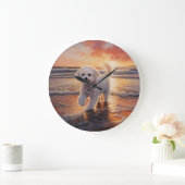 Sandy Paws Bichon Frise Hond op Strand Zonsonderga Grote Klok (Huis)