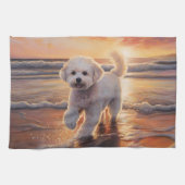Sandy Paws Bichon Frise Hond op Strand Zonsonderga Theedoek (Horizontaal)