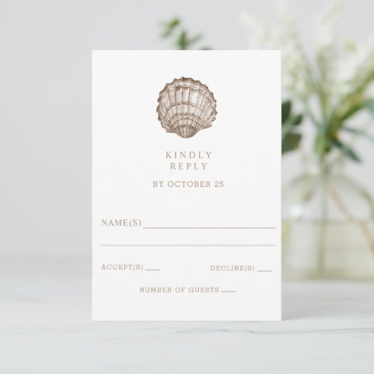 Sandy Seashells Marine Ocean Beach Wedding RSVP Kaartje (Staand voorkant)