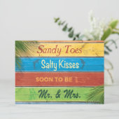 Sandy Toes Salty Kisses Rehearsal Dinner Invite Kaart (Staand voorkant)