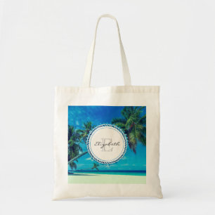 Sandy White Beach met tropisch palmmonogram Tote Bag