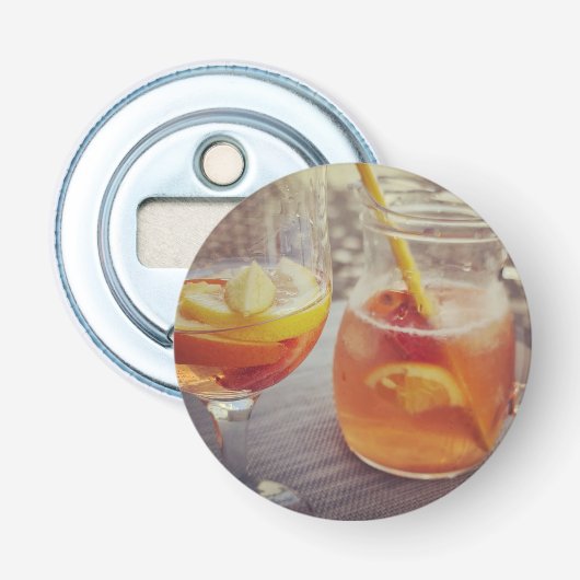 Sangria en Zonneschijn Button Flesopener (Voorkant)