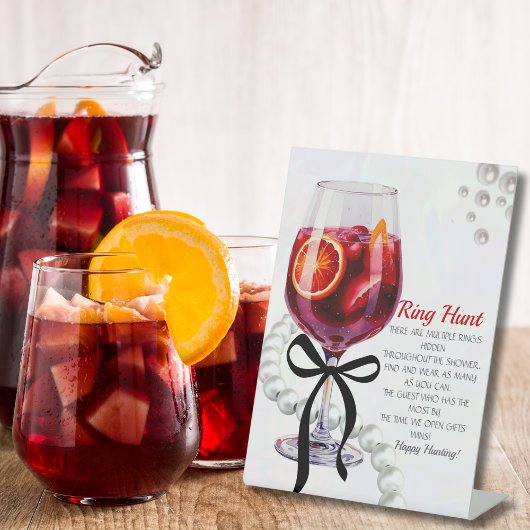 Sangria & Sass "Ring Hunt Game" Reclamebord Met Voetstuk
