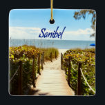 Sanibel Island Florida Beach Ocean Keramisch Ornament<br><div class="desc">Sanibel Island Florida Beach OceanBlue sky,  groen gras en de schone oceaan.</div>