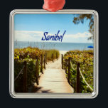 Sanibel Island Florida Beach Ocean Metalen Ornament<br><div class="desc">Sanibel Island Florida Beach Ocean Blue sky,  groen gras en de schone oceaan.</div>