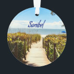 Sanibel Island Florida Beach Ocean Ornament<br><div class="desc">Sanibel Island Florida Beach OceanBlue sky,  groen gras en de schone oceaan.</div>