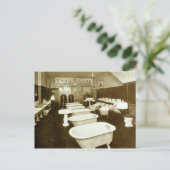  sanitair display showroom met badkuipen briefkaart (Staand voorkant)