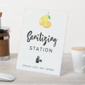 Sanitizing Station Lemon Wedding Vrijgezellenfeest Reclamebord Met Voetstuk (Insitu)