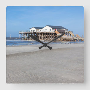Sankt Peter Ording House op foto op foto Vierkante Klok