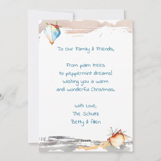 Santa and Reindeer at Beach Personalized Christmas Feestdagenkaart (Achterkant)