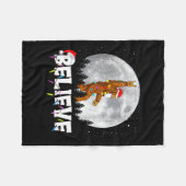 Santa Bigfoot Christmas Light Funny Believe  Fleece Deken (Voorkant (Horizontaal))