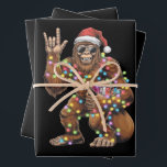 Santa Bigfoot Christmas Lights Rock Funny Inpakpapier Vel<br><div class="desc">Santa Bigfoot Kerstverlichting Rock Grappige Sasquatch Geloof</div>