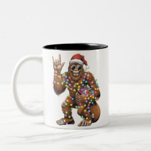 Santa Bigfoot Christmas Lights Rock Funny Tweekleurige Koffiemok