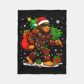 Santa Bigfoot Christmas Tree Xmas Lights Funny Sas Fleece Deken (Voorkant)