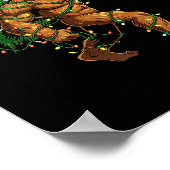 Santa Bigfoot Christmas Tree Xmas Lights Funny Sas Poster (Hoek)