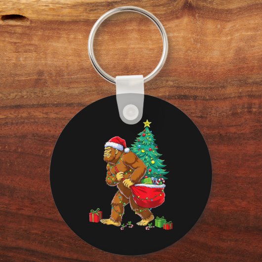 Santa Bigfoot Christmas Tree Xmas Lights Funny Sas Sleutelhanger (Voorkant)