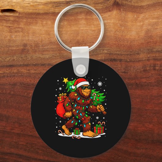 Santa Bigfoot Christmas Tree Xmas Lights Funny Sas Sleutelhanger (Voorkant)