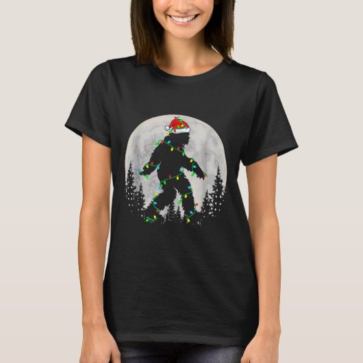 Santa Bigfoot Christmas Tree Xmas Lights Funny Sas T-shirt (Voorkant)