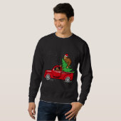 Santa Bigfoot Riding Red Truck Sasquatch Kerstmis Trui (Voorkant volledig)