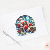 Santa bij de gezellige open haard vierkante sticker (Envelop)