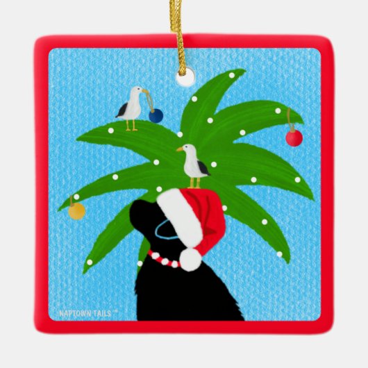 Santa Black Lab die de Kerstpalmboom snoeit Keramisch Ornament (Voorkant)