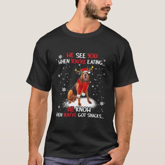 Santa Bloodhound Reindeer Light met Kerstmis Pajam T-shirt (Voorkant)