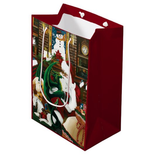 Santa Christmas Dragon Fantasie Medium Cadeauzakje (Voorkant Gekanteld)