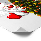 Santa claus en rendier achter een kerstboom.j poster (Hoek)