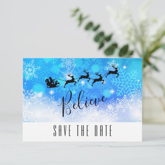 Santa Claus en zijn vliegende rendiertje - Geloof Save The Date (Staand voorkant)