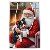 Santa Claus Holding Border Collie Christmas Art Medium Cadeauzakje (Voorkant)