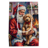 Santa Claus Holding Goldendoodle Christmas Art Medium Cadeauzakje (Achterkant)