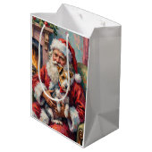 Santa Claus Holding Wirefox Terrier Christmas Art Medium Cadeauzakje (Achterkant Gekanteld)