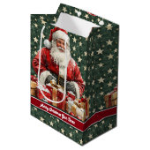 Santa Claus Holiday Gift Bag, aangepast monogram Medium Cadeauzakje (Voorkant Gekanteld)