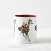 Santa Claus Riding A Giraffe Mok (Midden)