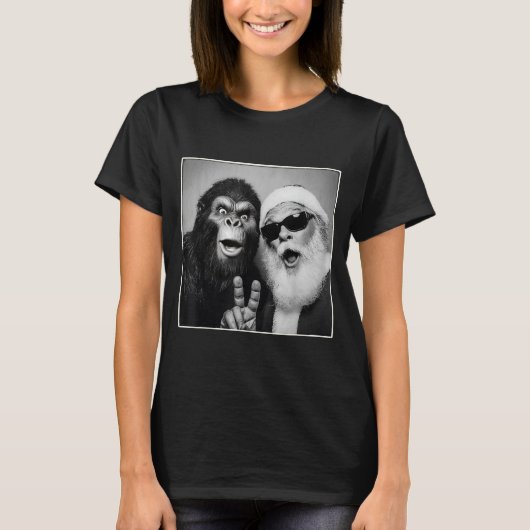 Santa Claus Selfie Bigfoot Christmas Funny Sasquat T-shirt (Voorkant)