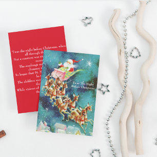 Santa Claus-vliegende rendieres over huizen Feestdagenkaart