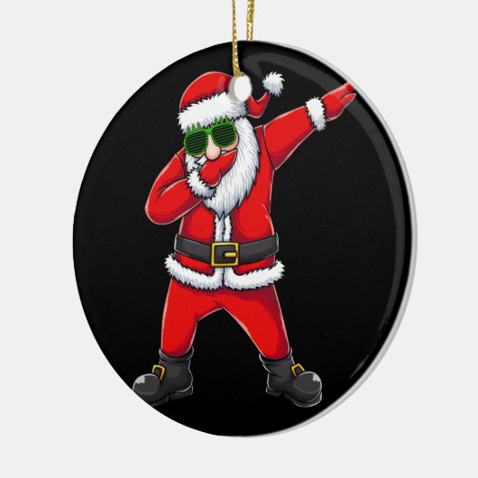 santa dabbing dans keramisch ornament (Links)
