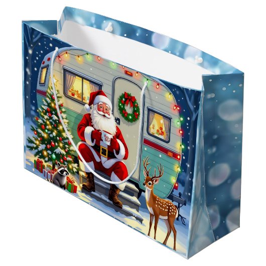 Santa Drinking Hot Cocoa outside his RV Christmas Groot Cadeauzakje (Achterkant Gekanteld)