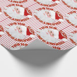 Santa Face Circles Red Stripes-Gift Wrapping Paper Cadeaupapier<br><div class="desc">Santa Face Circles-Santa's sport is rode kersthoed en gouden glitterbril. Rood- en goudtekstcirkels rondom en lezen: Ho Ho Ho,  Vrolijk kerstfeest! De achtergrond is rood en wit. Deze onmiddellijke verpakking van de Kerstman is beschikbaar met bijbehorende achtergrondkleuren. Het is ook beschikbaar als allover Santa zonder de omcirkelde tekst.</div>