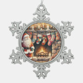 Santa Fireplace beroemd gemaakt door Christmas Sto Tin Sneeuwvlok Ornament (Voorkant)